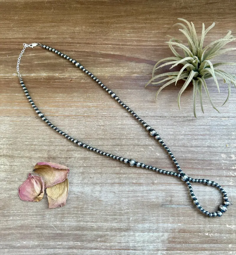 17 Inch Graduated Sterling Silver Pearls Necklace Hoop 1