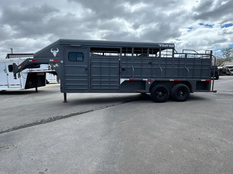 2021 Swift Built 22’ Stock Trailer 2