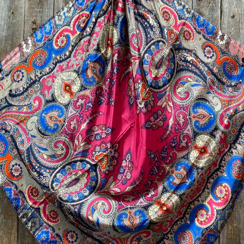 35X35" Hot Pink Paisley Wild Rag / Scarf Wr909nw 2