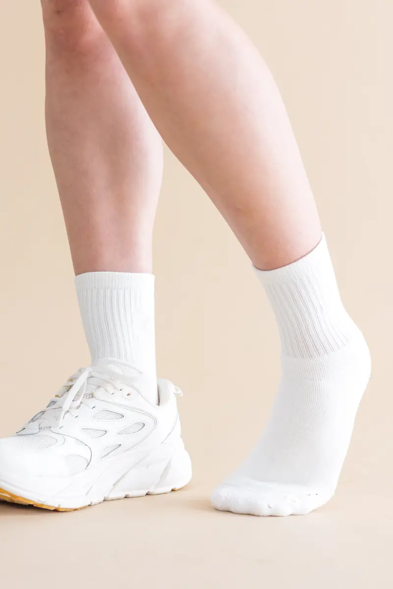 Adult Crew Socks In Cloud 2