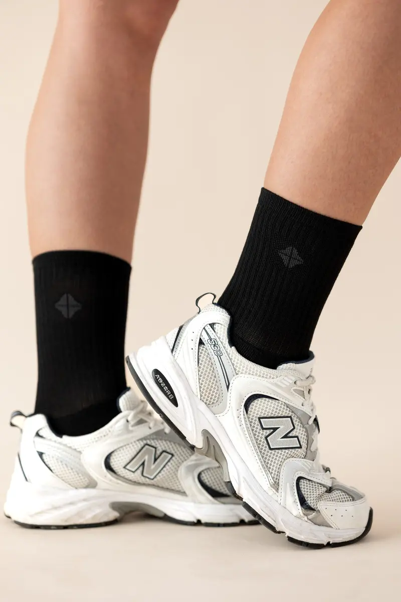 Adult Crew Socks In Midnight 1