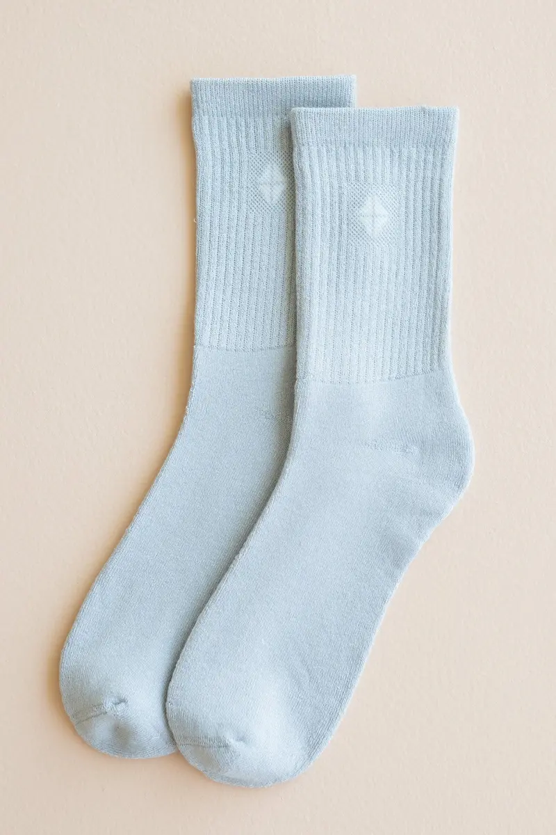 Adult Crew Socks In Storm 1