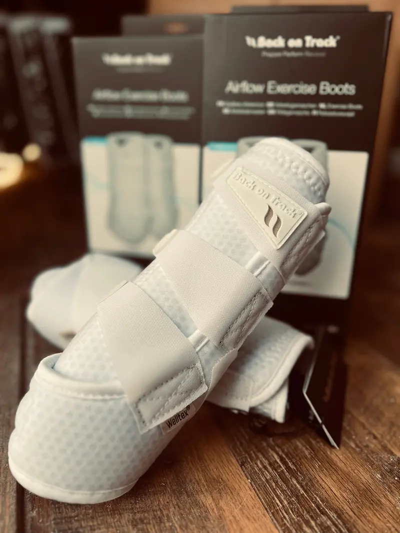 Airflow Exercise Boots 1