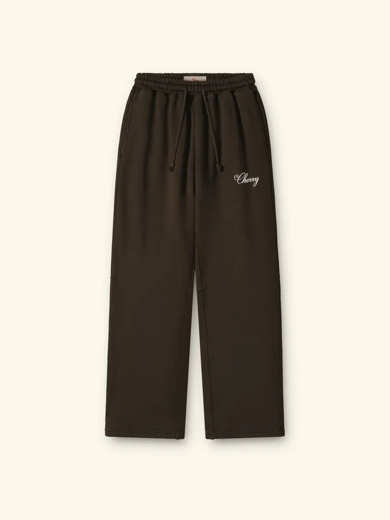 American Classic Sweatpants (Chocolate) 1