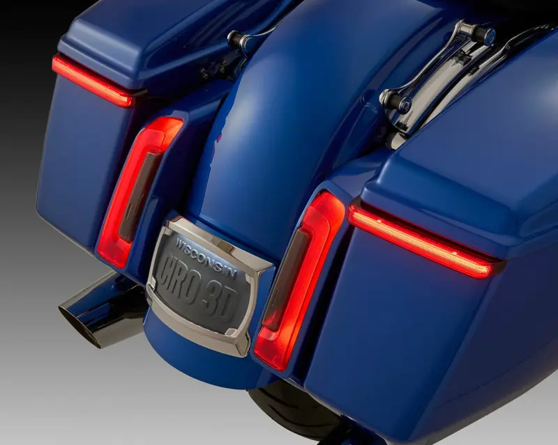 Bag Blades® With Standard Functionality / '23.5-'25 H-D Touring 1
