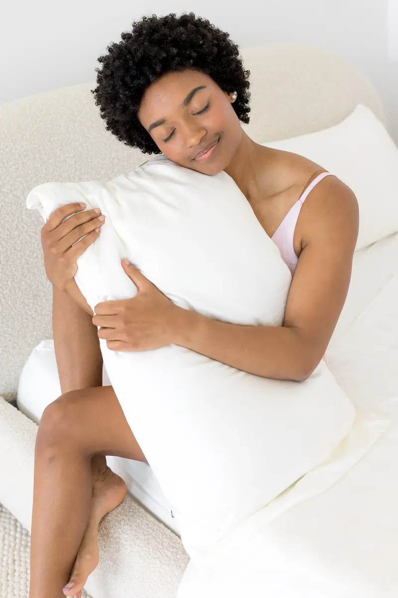 Bamboo Sateen Pillowcase Set In Shell 2
