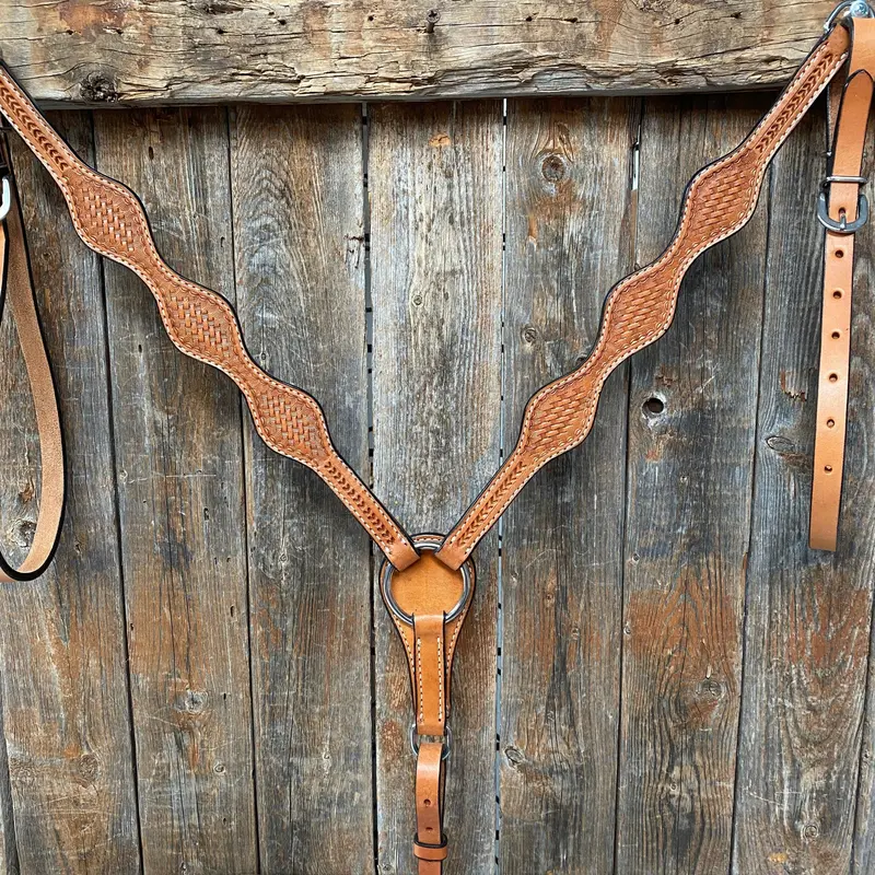 Basketweave Scalloped Light Oil Breastcollar 1