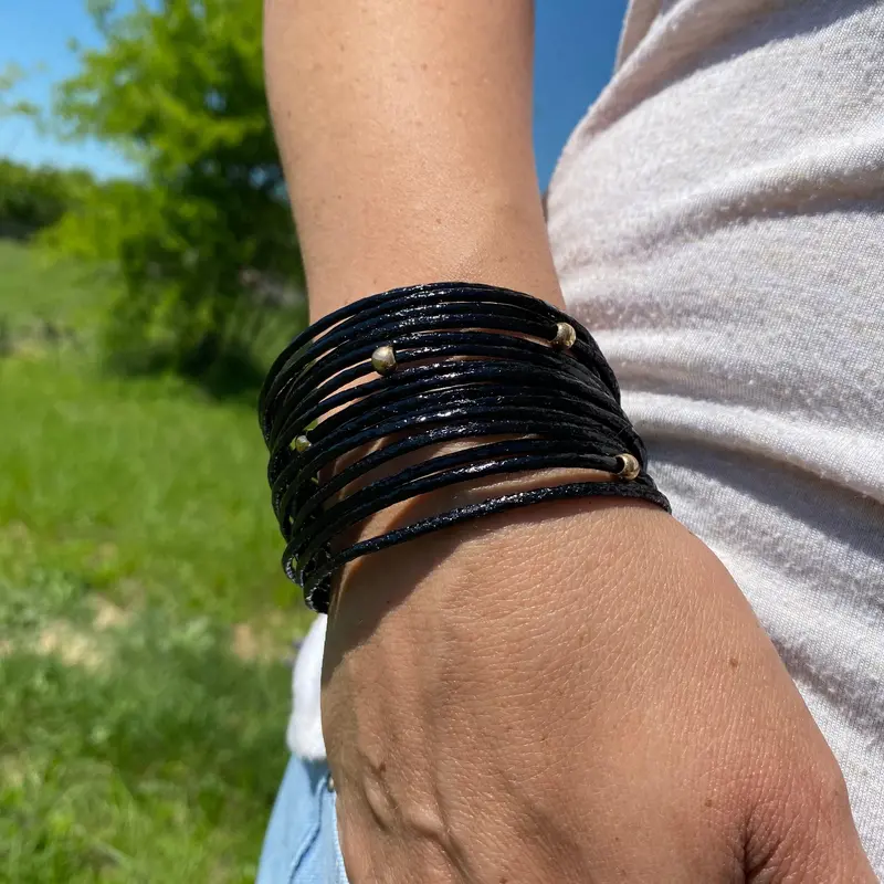 Black Leather Multi-Layered Beaded Fashion Bracelet Xi124 1