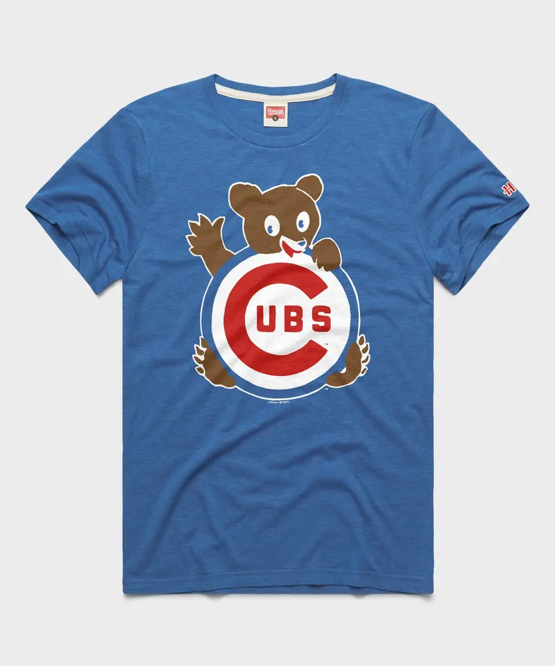 Chicago Cubs Retro Waving Bear 1