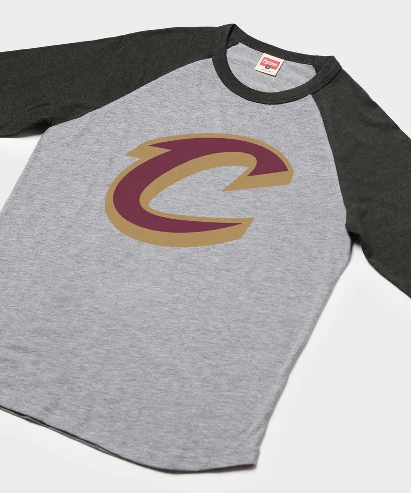 Cleveland Cavaliers Logo Raglan 2