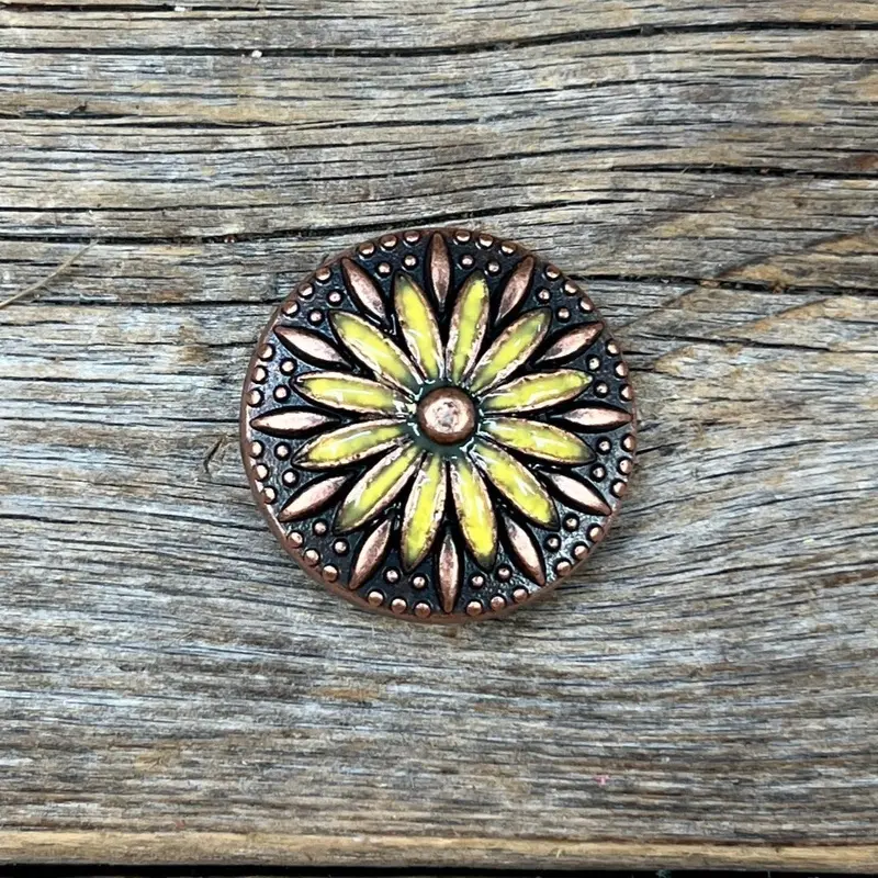 Copper Yellow Daisy Concho 1" W229s 1