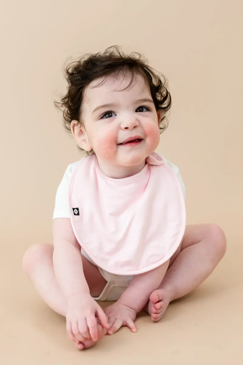 Cushy Bib In Sakura 2