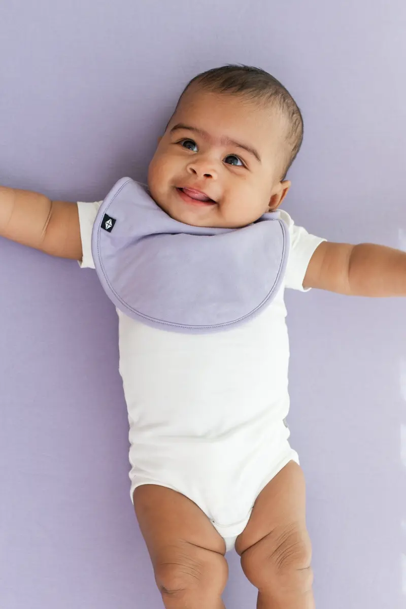 Cushy Bib In Taro 1