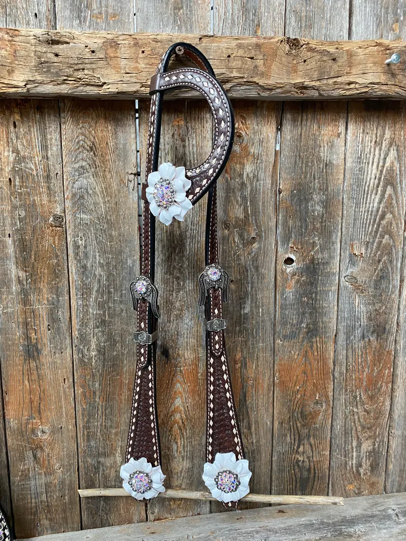 Dark Oil Buckstitch White Floral One Ear & Breastcollar Tack Set #Oebc444 2