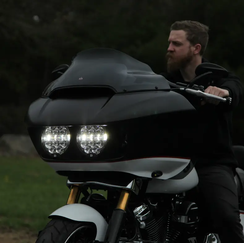 Denali® Destroyer® Headlight Kit / '15-'23 Road Glide 1