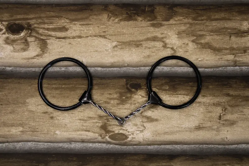 Dutton 2 Piece Twisted Mouth Loose Ring 1