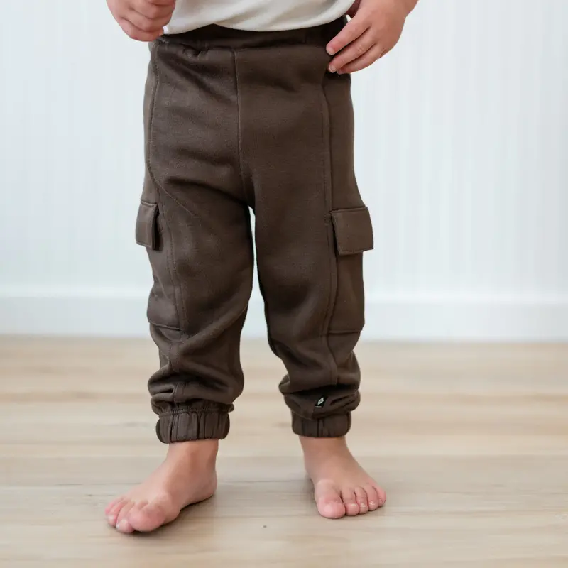 Fleece Cargo Pants In Espresso 1