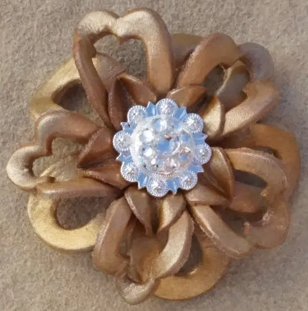 Gold Lotus Flower With Bright Silver Clear 1" Concho 1