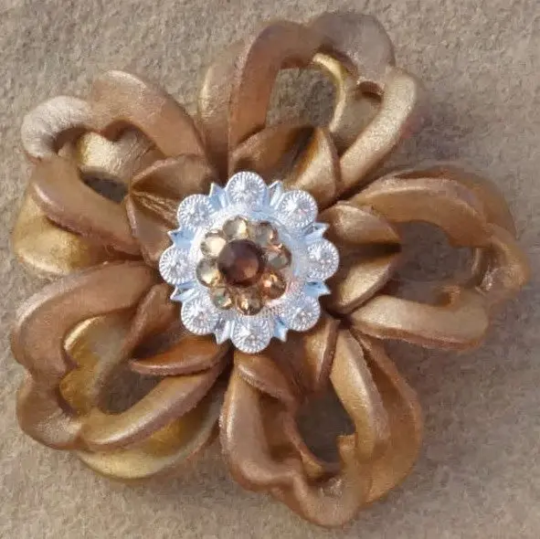 Gold Lotus Flower With Bright Silver Topaz And Champagne 1" Concho 1