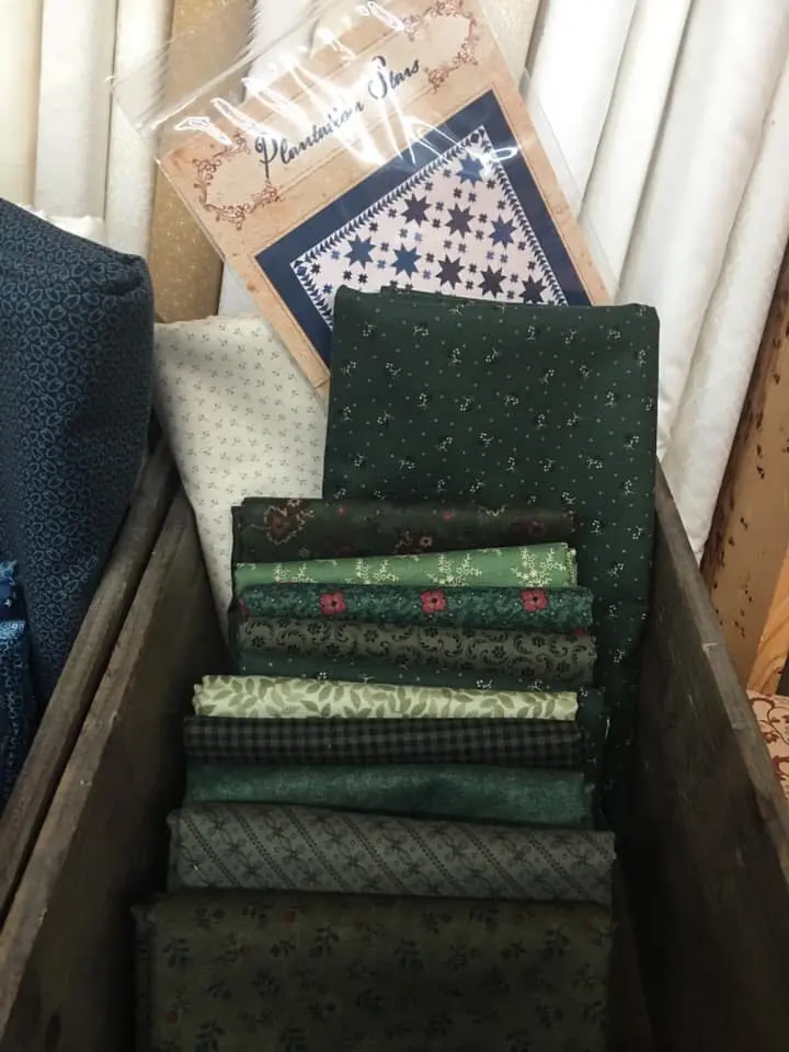 Green Stars Kit - Size 72 X 81. 1