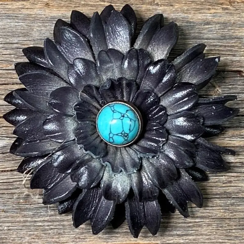 Hand Painted Leather Flowers - Daisies - Round Turquoise Cabochons 4