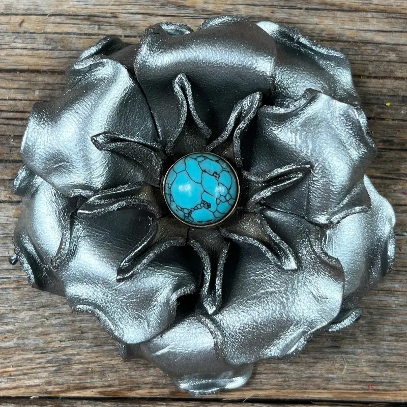 Hand Painted Leather Flowers - Gardenias - Round Turquoise Cabochons 3