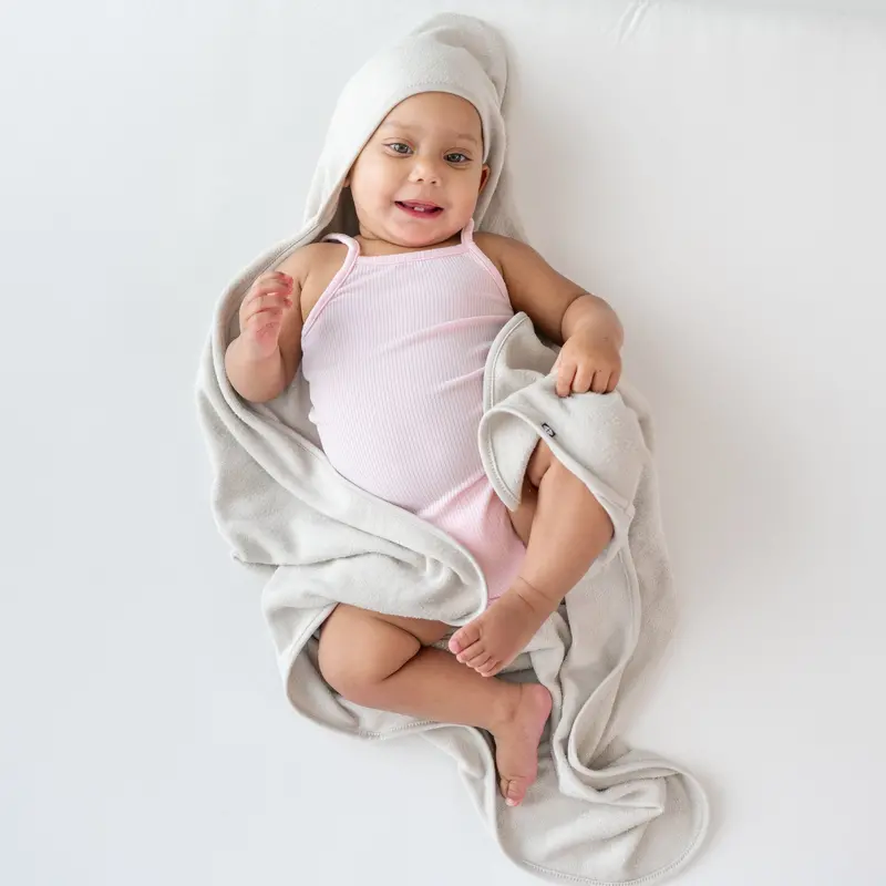 Hooded Bath Towel In Oat 1