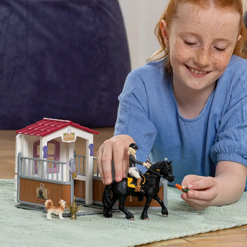 Horse Box With Horse Club Tori & Princess 2