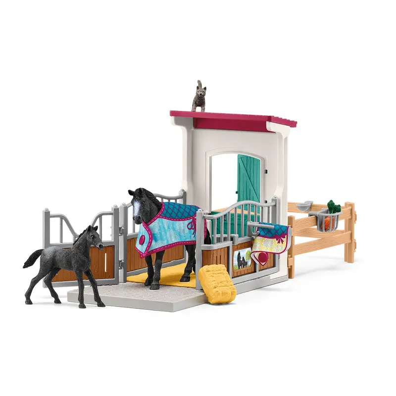 Horse Box With Mare And Foal 1