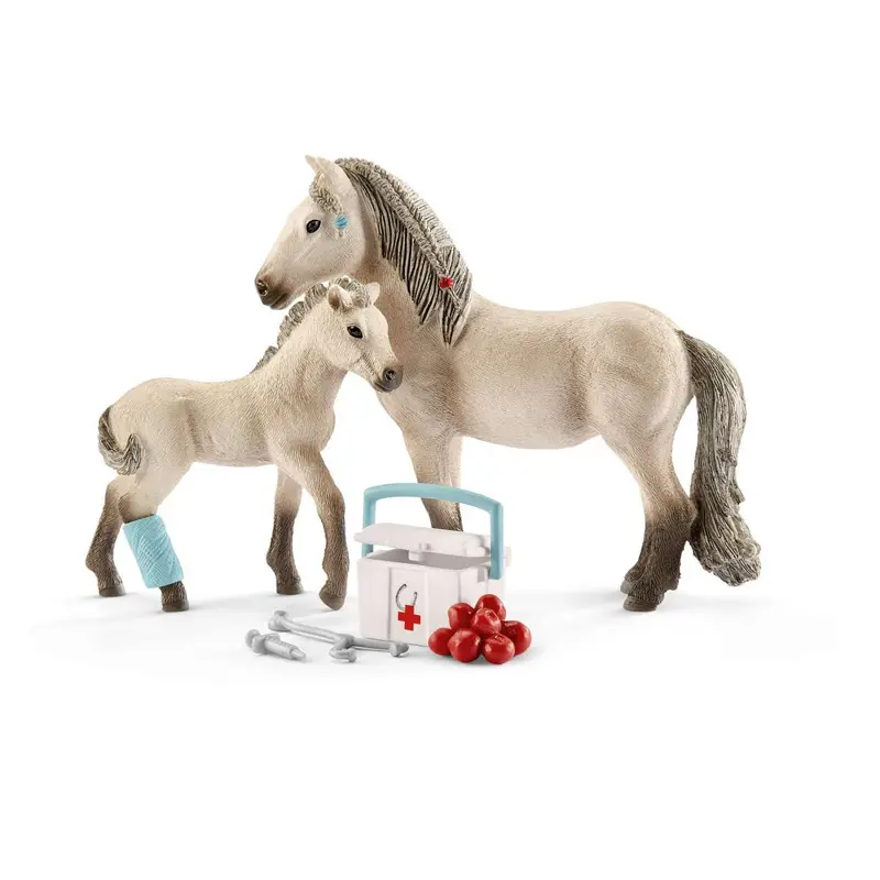 Horse Club Hannah's First-Aid Kit 1