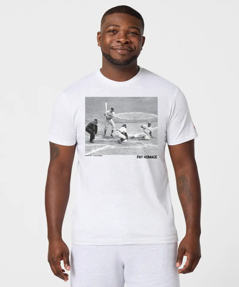 Jackie Robinson Pay Homage 3