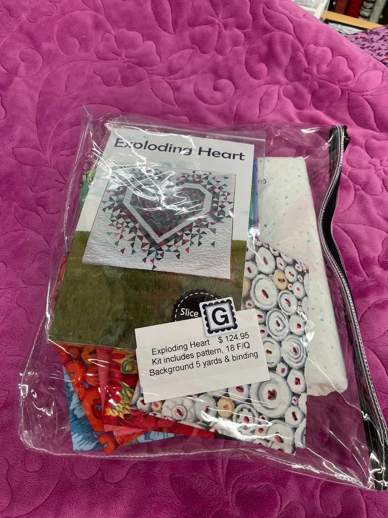 Kaffe Fassett, #G Exploding Heart Kit Includes Pattern, 18 Fq, Background, & Binding (One Of A Kind). 2