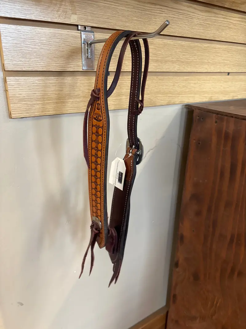 Kevin Anderson Slit Ear Headstall 1