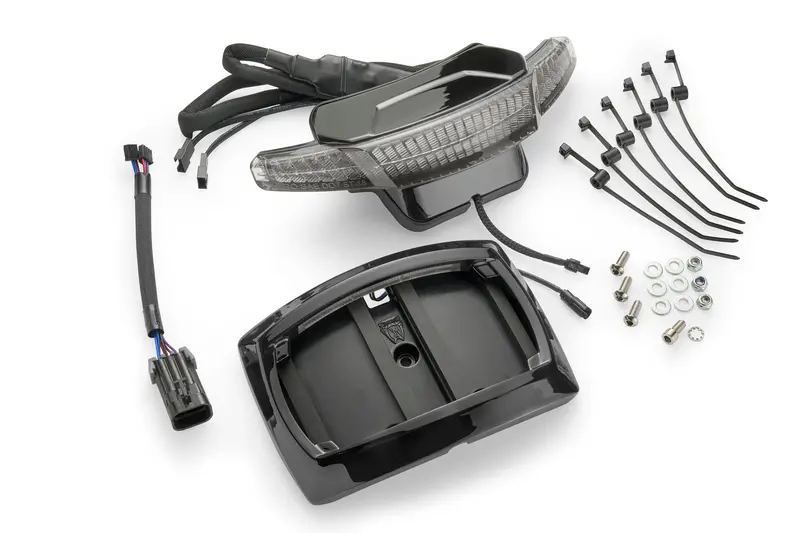 Latitude Tail Light & Plate Mount + Lightstrike® For Indian - Coming Soon 3