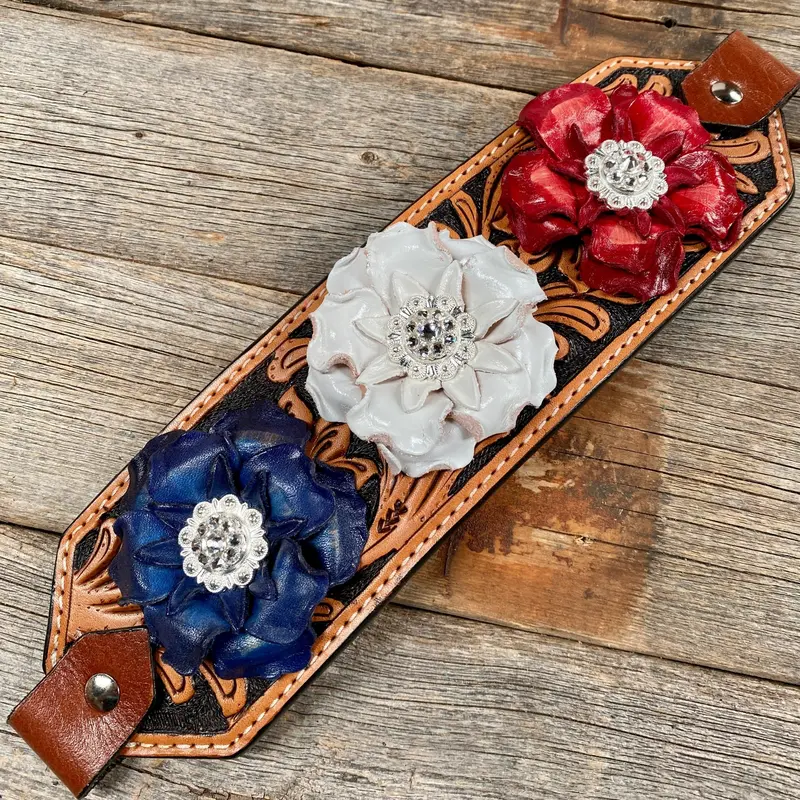 Light Oil Floral Bronc Noseband With Patriotic Flowers 1