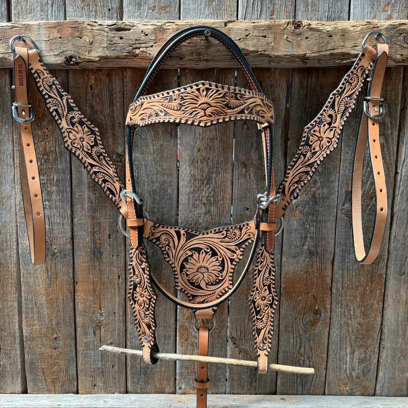 Light Oil Floral Whipstitch Triangle / Gladiator Browband/ One Ear Breastcollar Tack Set 1