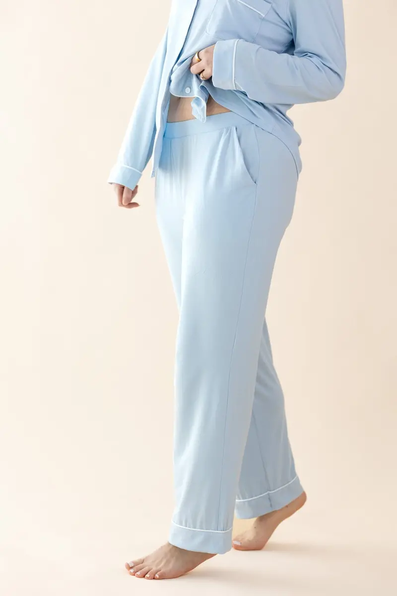Long-Sleeved Women's Pajama Set In Breeze 4