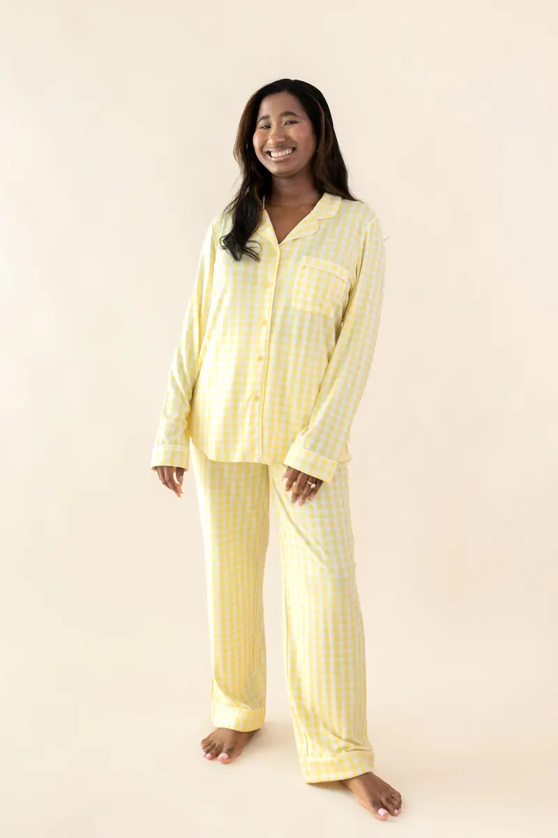 Long-Sleeved Women's Pajama Set In Gingham Chamomile 1