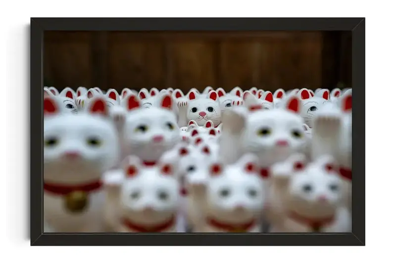 Lucky Cat Crowd 1