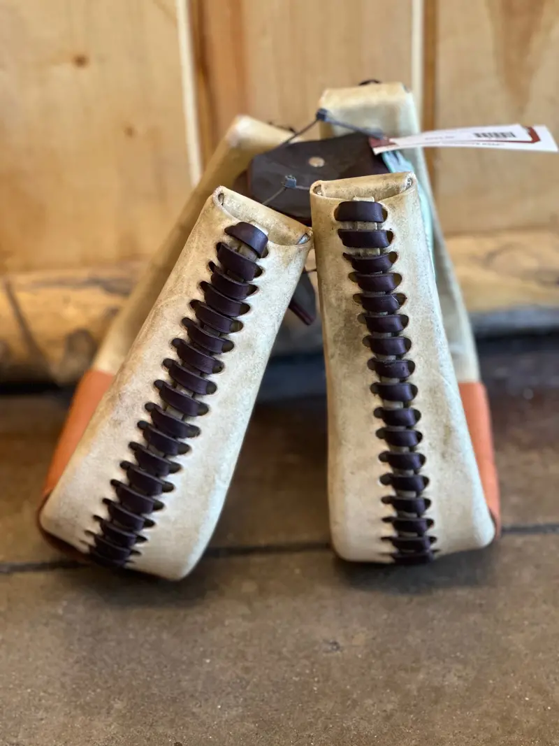 Martin 3" Extra Deep Roper Stirrup Natural 1
