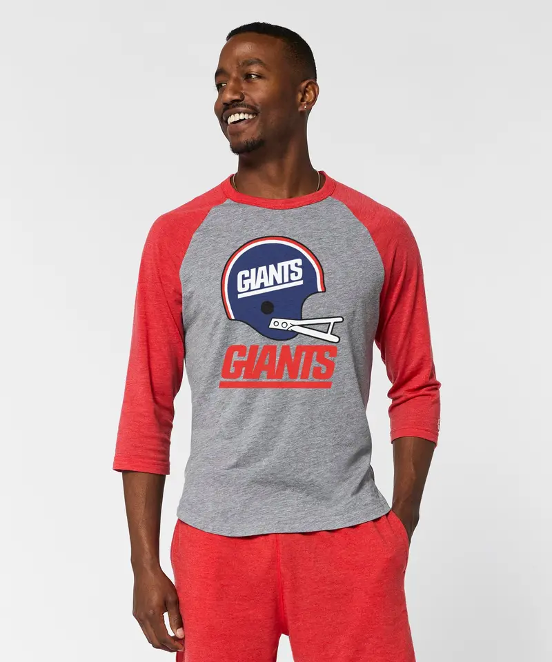 New York Giants Big Helmet Raglan 3