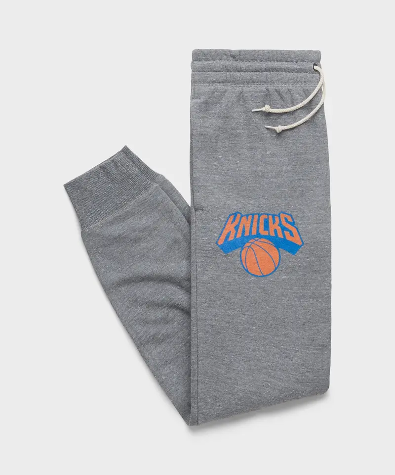 New York Knicks Signature Logo Joggers – Big Apple Basketball Style