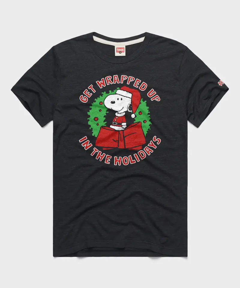 Peanuts Snoopy Get Wrapped Up In The Holidays 1