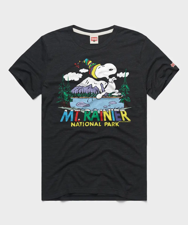 Peanuts Snoopy X Mount Rainier National Park 1
