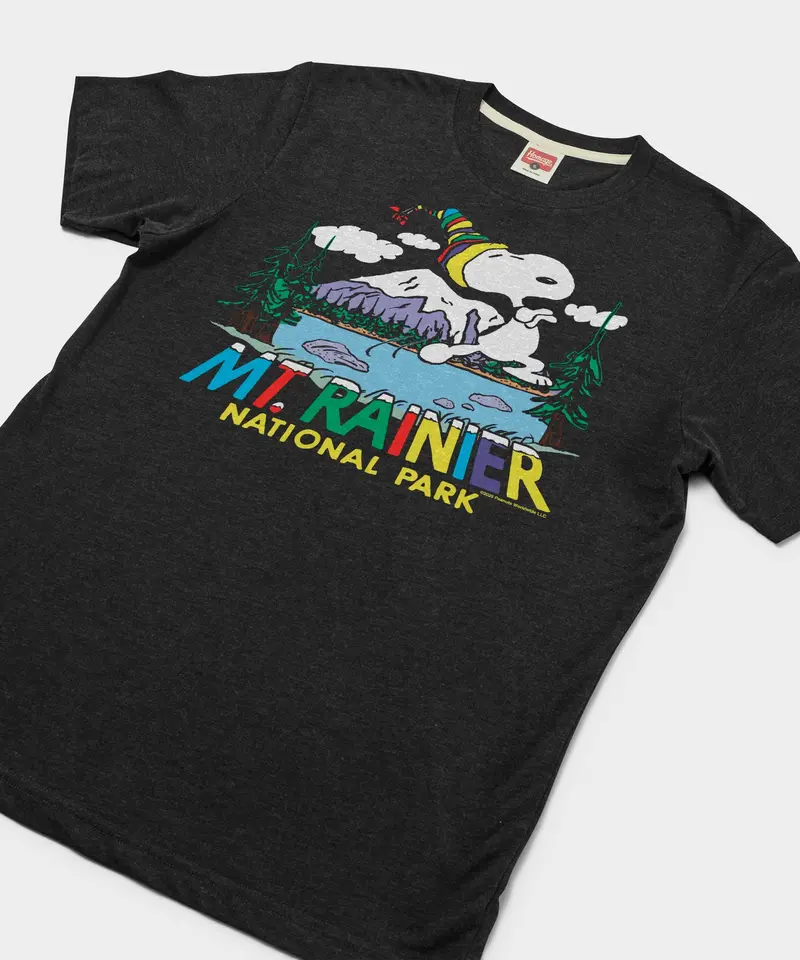 Peanuts Snoopy X Mount Rainier National Park 2