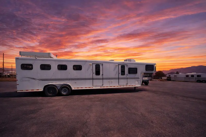Price Reduced !!!! 2000 Sundowner 4 Horse Trail Blazer Lq 1