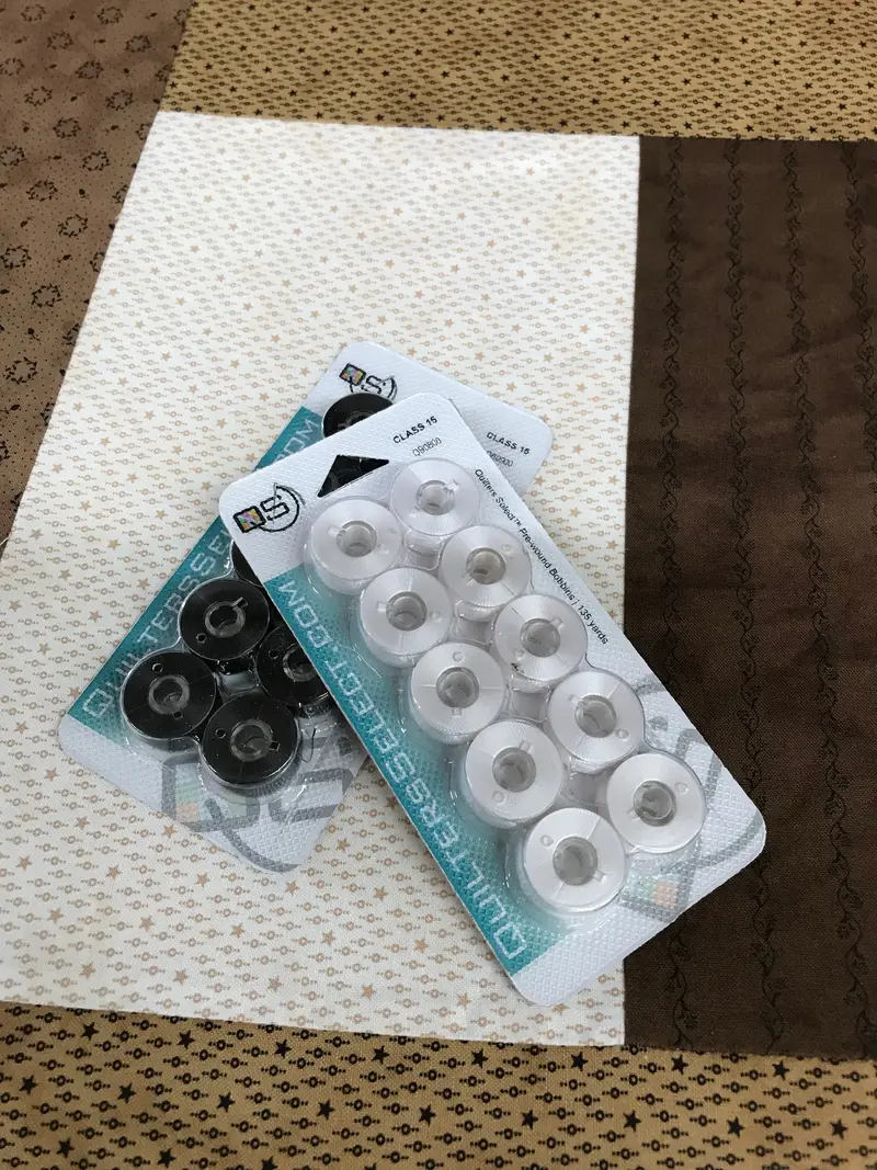 Quilters Select - Prewound Bobbins 10 Class 15 Size L 80 Wt.  (White) Floriani Embroidery Product. 1