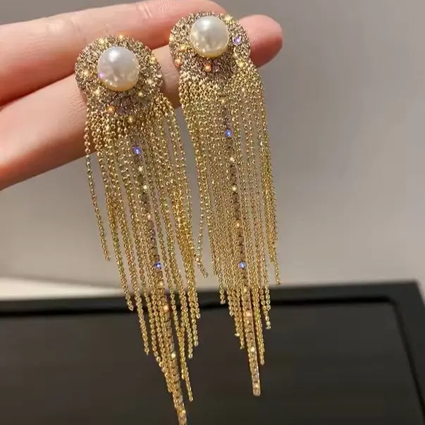 Rodeo Gold Pearl And Rhinestone Dangle Fashion Earrings 1