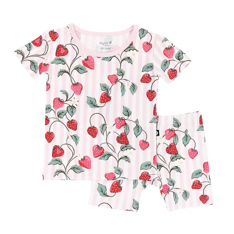 Short Sleeve Pajamas In Strawberry Fields 2