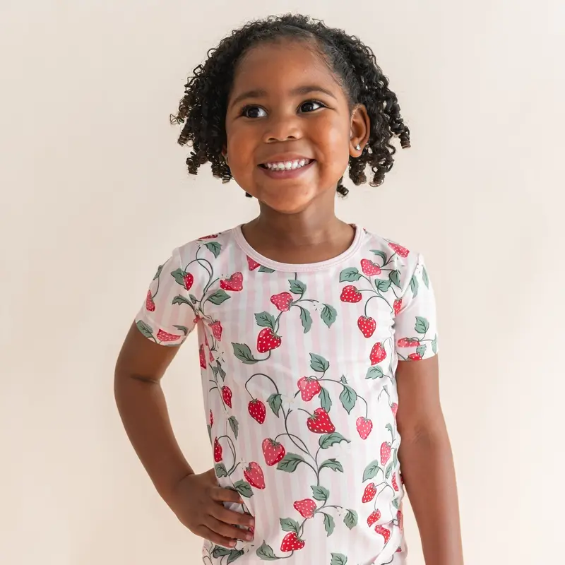 Short Sleeve Pajamas In Strawberry Fields 4